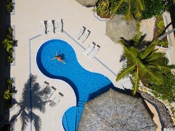 Club Raro Resort – Adults Only