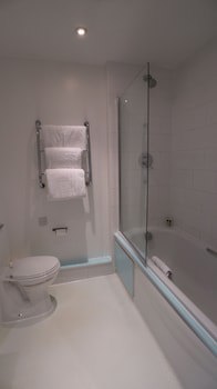 Citrus Hotel Cheltenham By Compass Hospitality