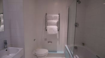 Citrus Hotel Cheltenham By Compass Hospitality