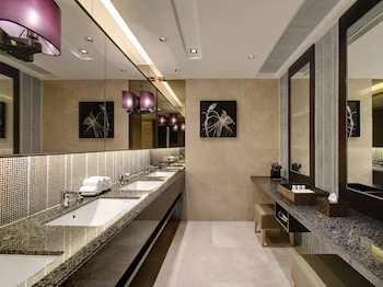 Hyatt Regency Hong Kong, Sha Tin