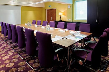 Courtyard By Marriott London Gatwick Airport