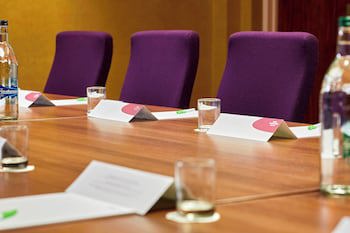 Courtyard By Marriott London Gatwick Airport