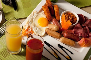 Al Khoory Hotel Apartments