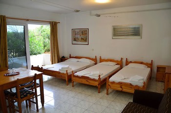 Saron Hotel
