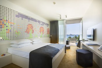 Maistra Select Family Hotel Amarin
