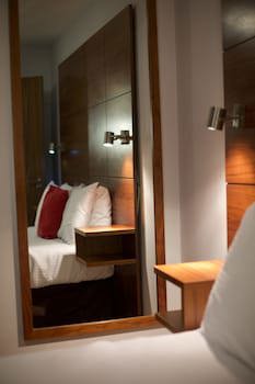 Cocoon At The International Inn