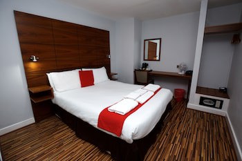 Cocoon At The International Inn