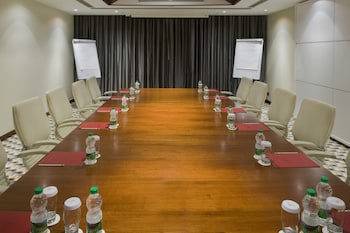 Crowne Plaza Sohar, An Ihg Hotel