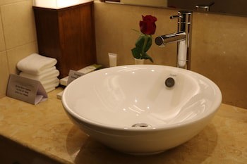 Crowne Plaza Sohar, An Ihg Hotel