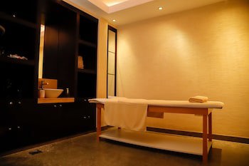 Crowne Plaza Sohar, An Ihg Hotel