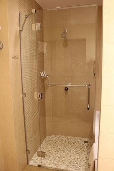Crowne Plaza Sohar, An Ihg Hotel