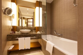 Crowne Plaza Sohar, An Ihg Hotel