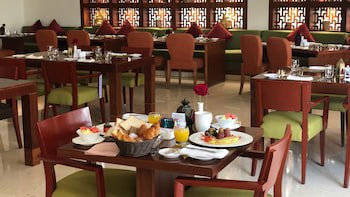 Crowne Plaza Sohar, An Ihg Hotel