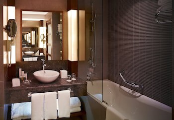 Crowne Plaza Sohar, An Ihg Hotel