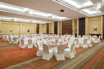 Crowne Plaza Sohar, An Ihg Hotel