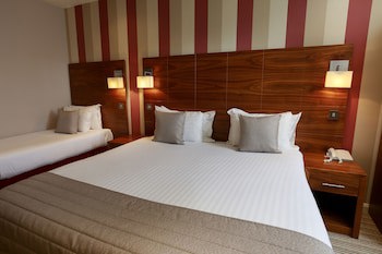 The Victoria Hotel