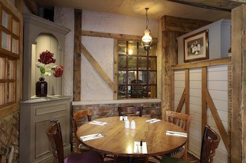 The Victoria Hotel