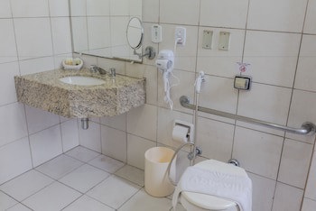 Abbeville Hotel