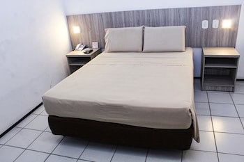 Abbeville Hotel