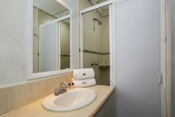 Capital O Hotel Victoria Morelia