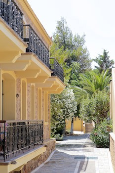 Grecian Castle Hotel