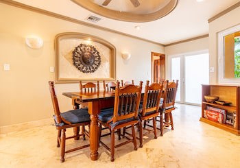 Belizean Cove Estates