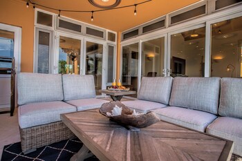Belizean Cove Estates