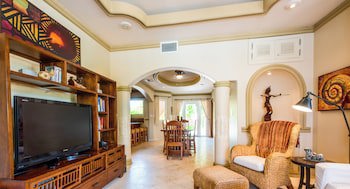 Belizean Cove Estates