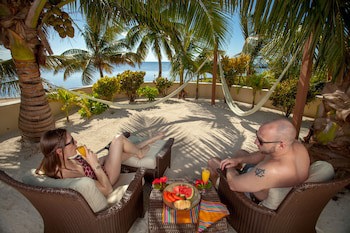 Belizean Cove Estates