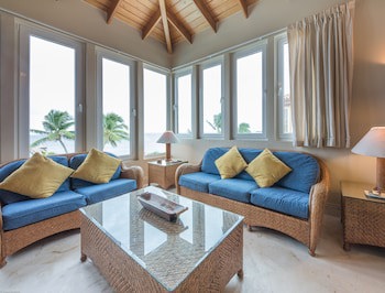 Belizean Cove Estates