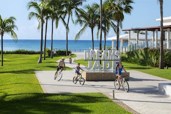Dreams Jade Resort & Spa - All Inclusive