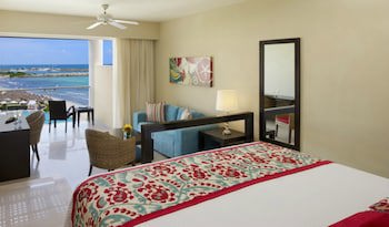 Dreams Jade Resort & Spa - All Inclusive