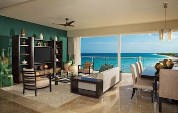 Dreams Jade Resort & Spa - All Inclusive
