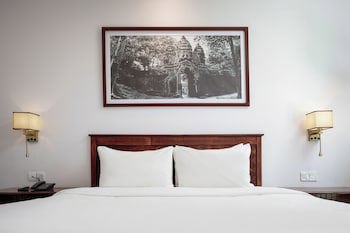 Angkor Holiday Hotel