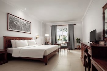 Angkor Holiday Hotel