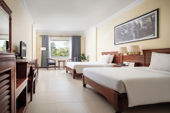 Angkor Holiday Hotel