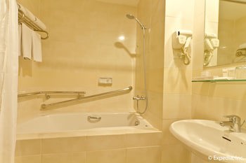 Alpa City Suites