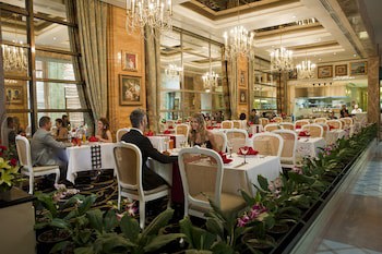 Nagaworld Hotel & Entertainment Complex