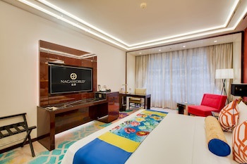 Nagaworld Hotel & Entertainment Complex