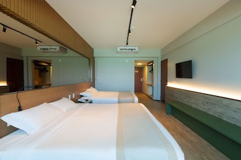 Ritz Lagoa Da Anta