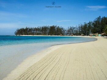 Fantasy Island Beach Resort, Dive And Marina All Inclusive