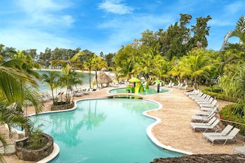 Fantasy Island Beach Resort, Dive And Marina All Inclusive