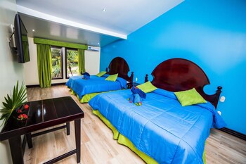 Fantasy Island Beach Resort, Dive And Marina All Inclusive