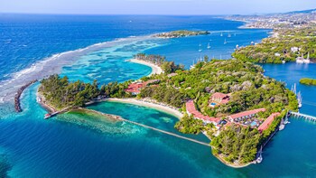 Fantasy Island Beach Resort, Dive And Marina All Inclusive