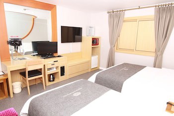 Amour Hotel