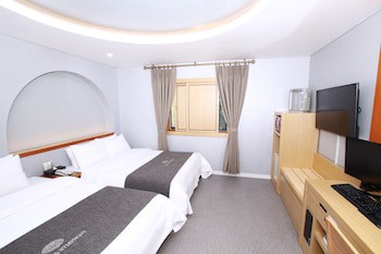 Amour Hotel