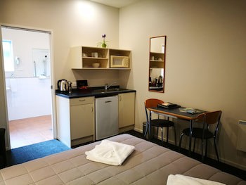 Airport Birches Motel