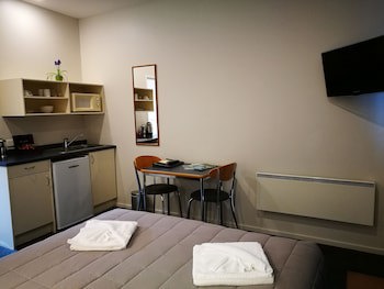 Airport Birches Motel