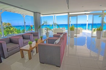 Silver Sands Beach Hotel fotoğrafı