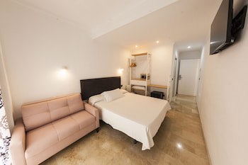 Abril Nerja